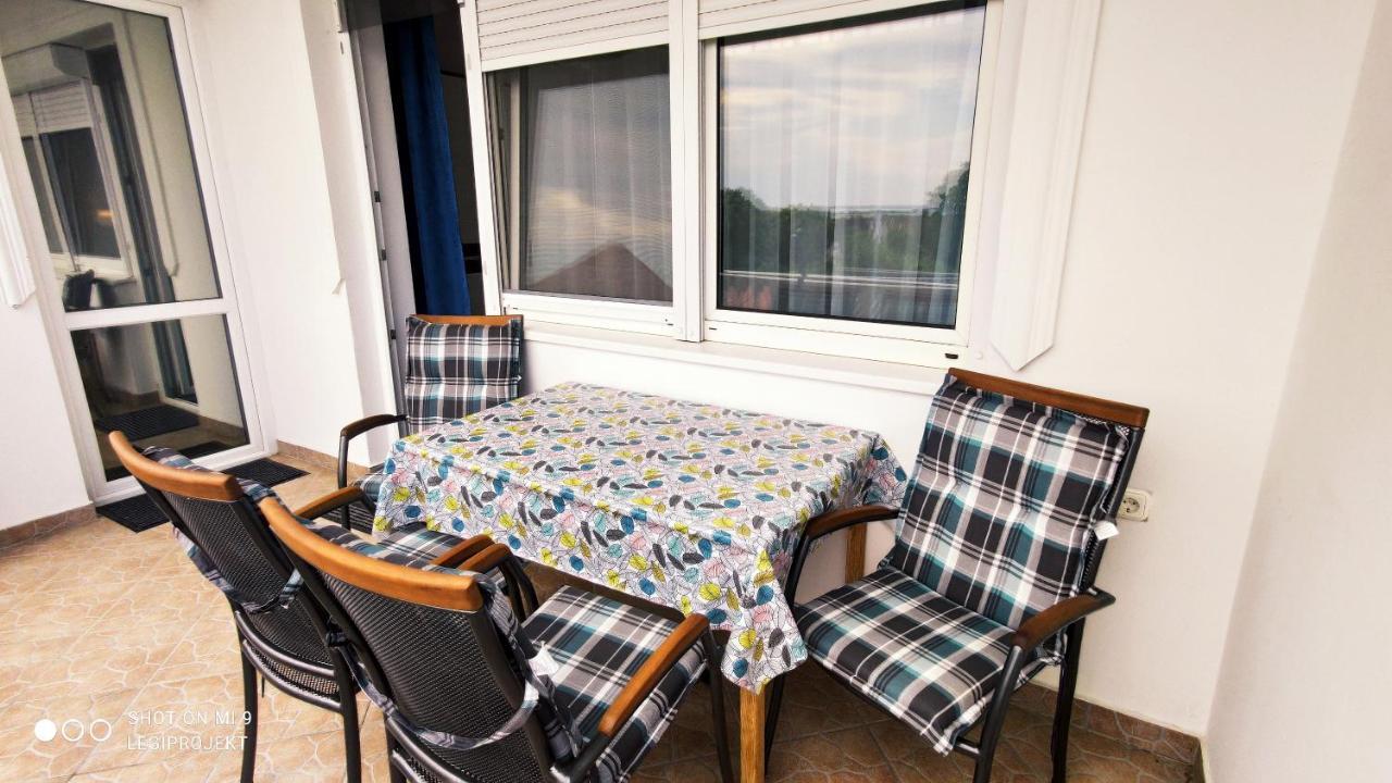Appartement Papp Apartmanhaz à Vonyarcvashegy Extérieur photo