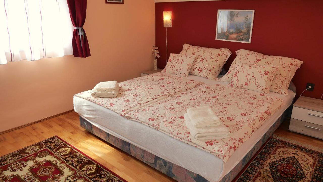 Appartement Papp Apartmanhaz à Vonyarcvashegy Extérieur photo