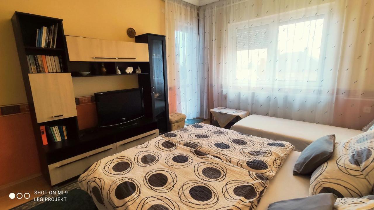 Appartement Papp Apartmanhaz à Vonyarcvashegy Extérieur photo