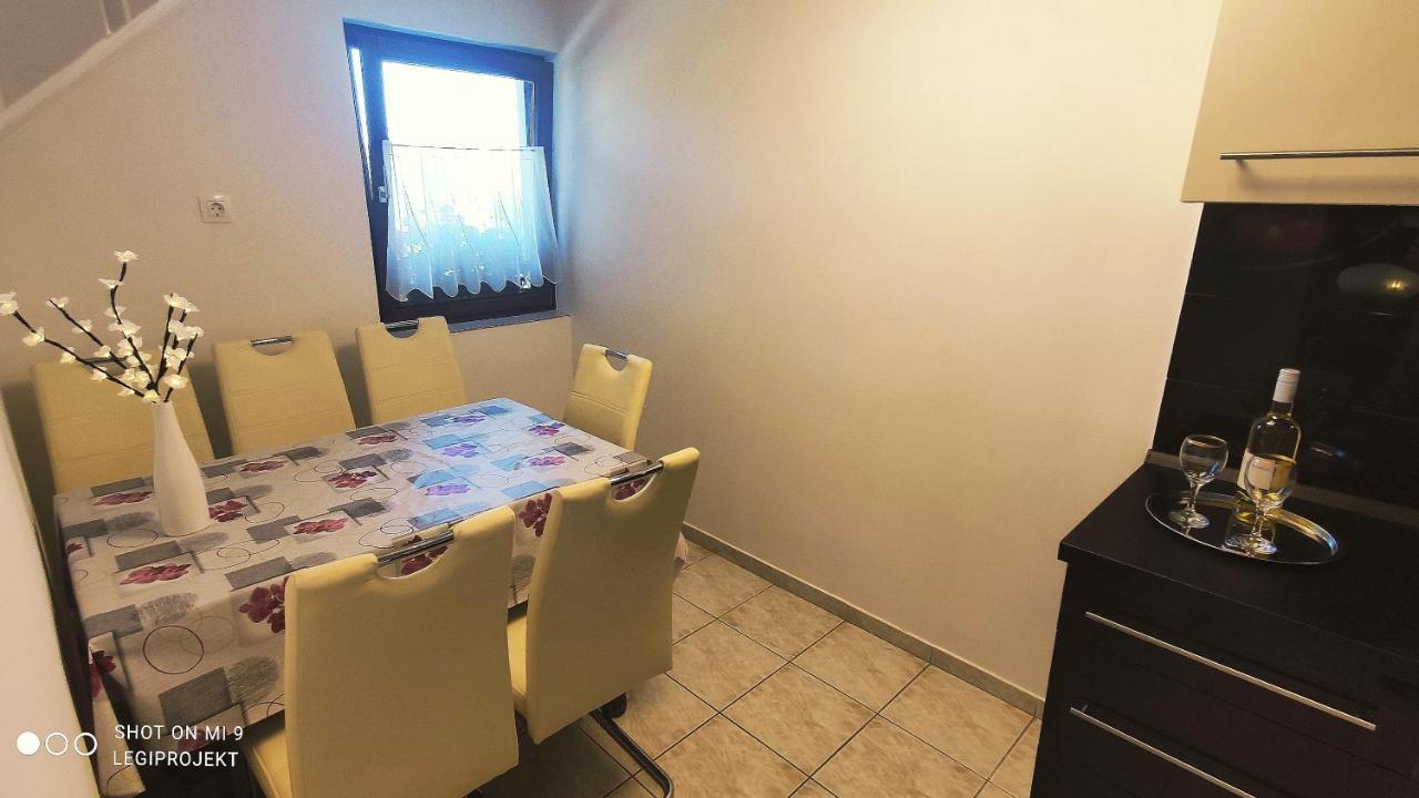 Appartement Papp Apartmanhaz à Vonyarcvashegy Extérieur photo